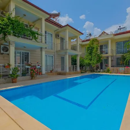 Вилла Salazzo Calis Beach *