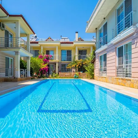 Salazzo Calis 4*