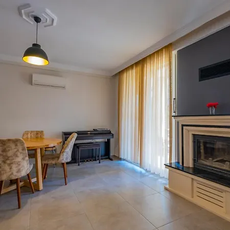 Salazzo Calis 4*